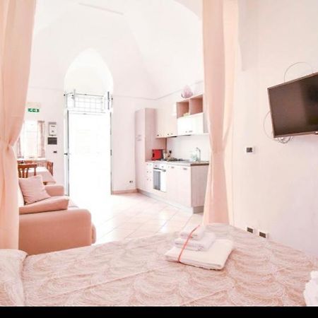 La Casa Delle Muse Apartman Ostuni Kültér fotó